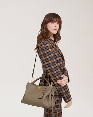 iris-solid-grey-heavy-grain-silky-calf-with-solid-grey-dark-clay-handle