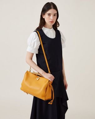 iris-deep-amber-heavy-grain-silky-calf-solid-grey-deep-amber-handle