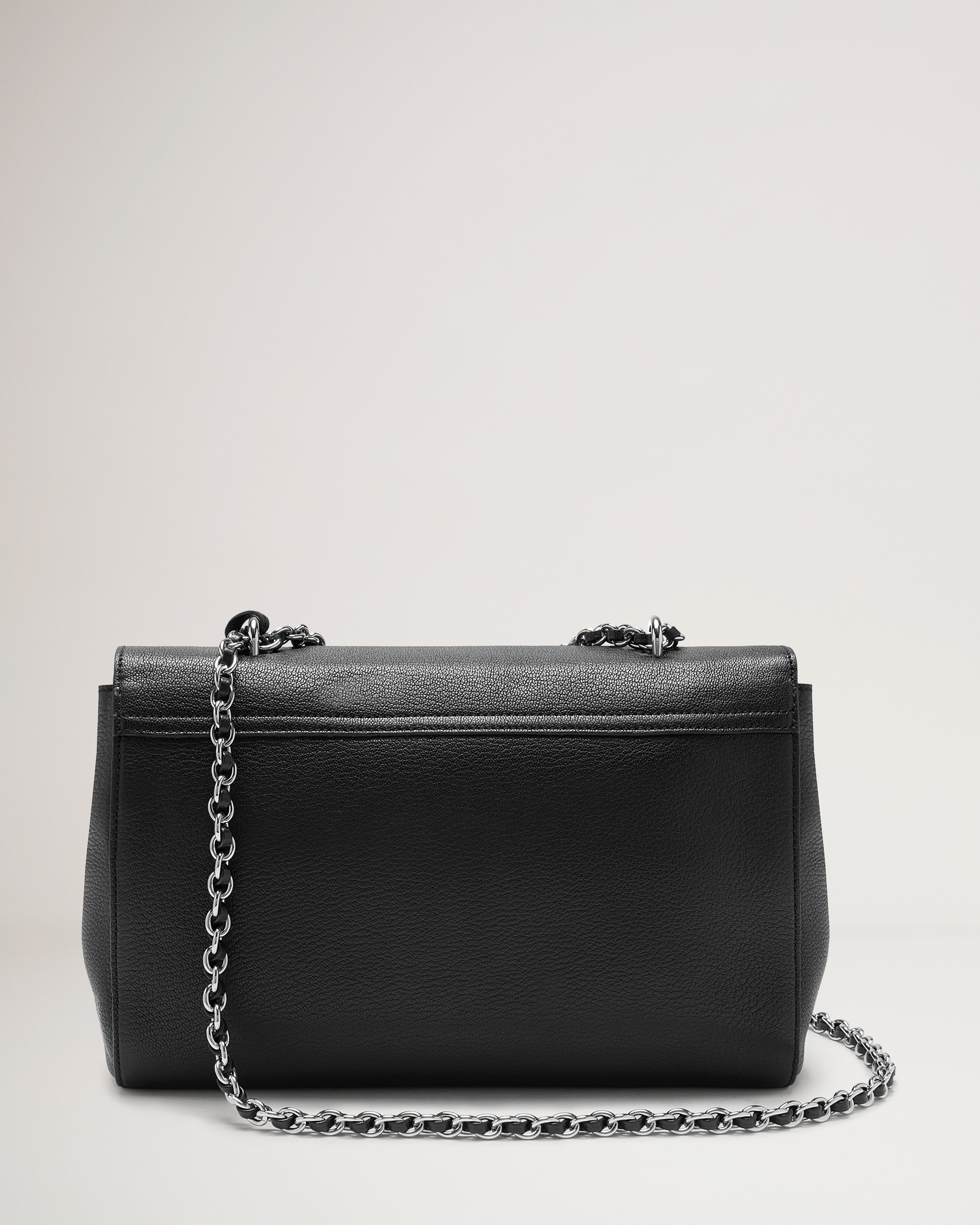 Black bag hotsell with silver chain