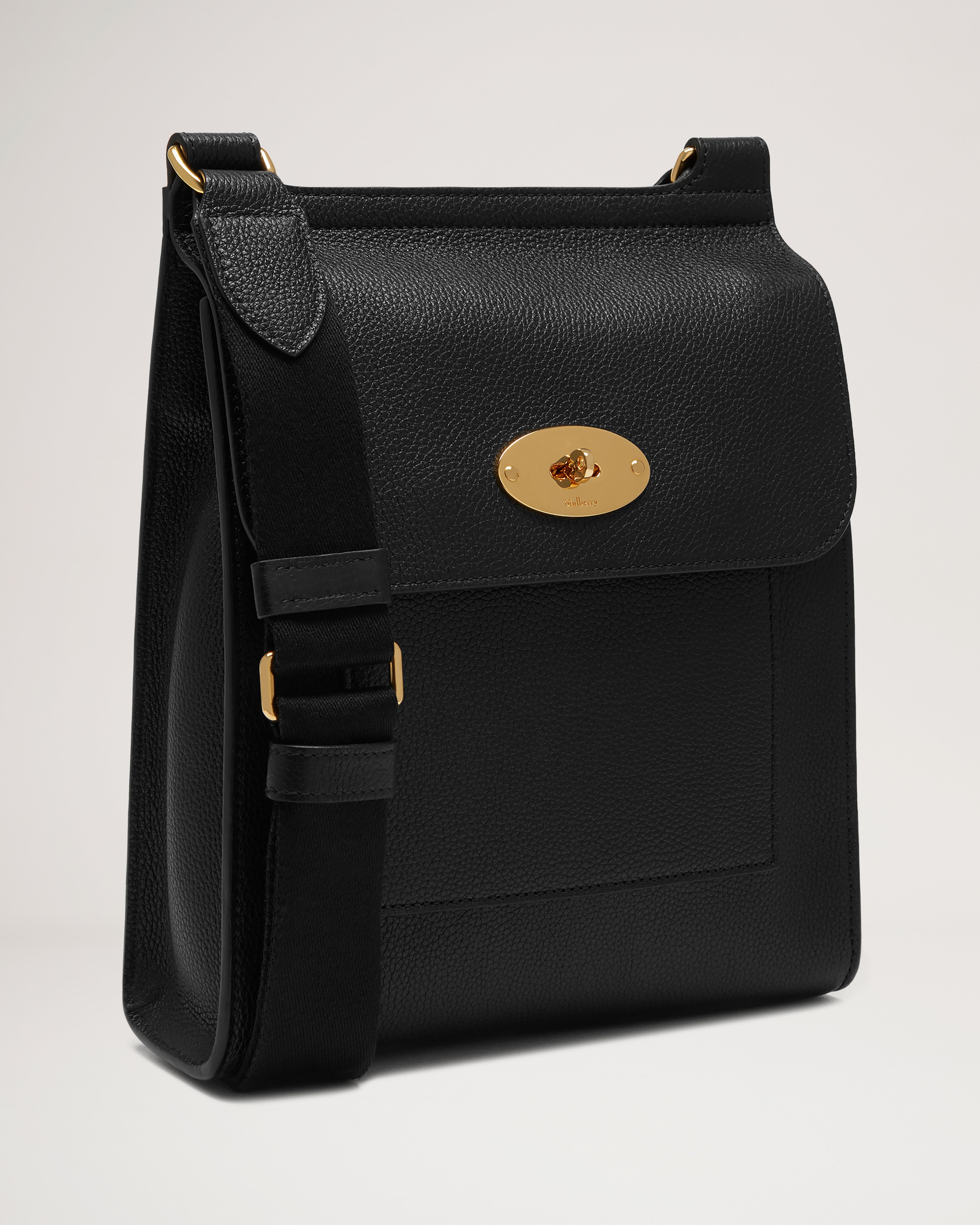 ladies black leather shoulder bags