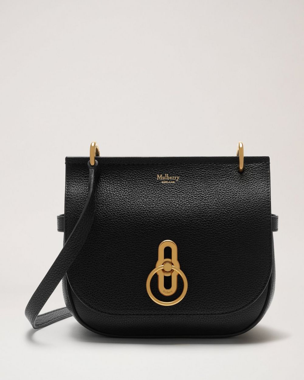Gucci's Attache Bag Is a Reinterpretation of Tradition