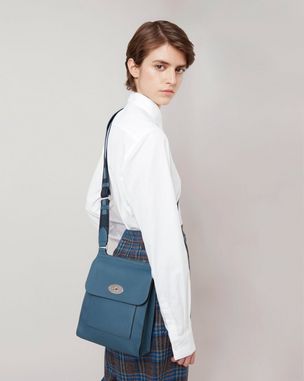 antony-metal-blue-heavy-grain