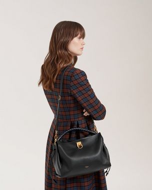 iris-black-heavy-grain