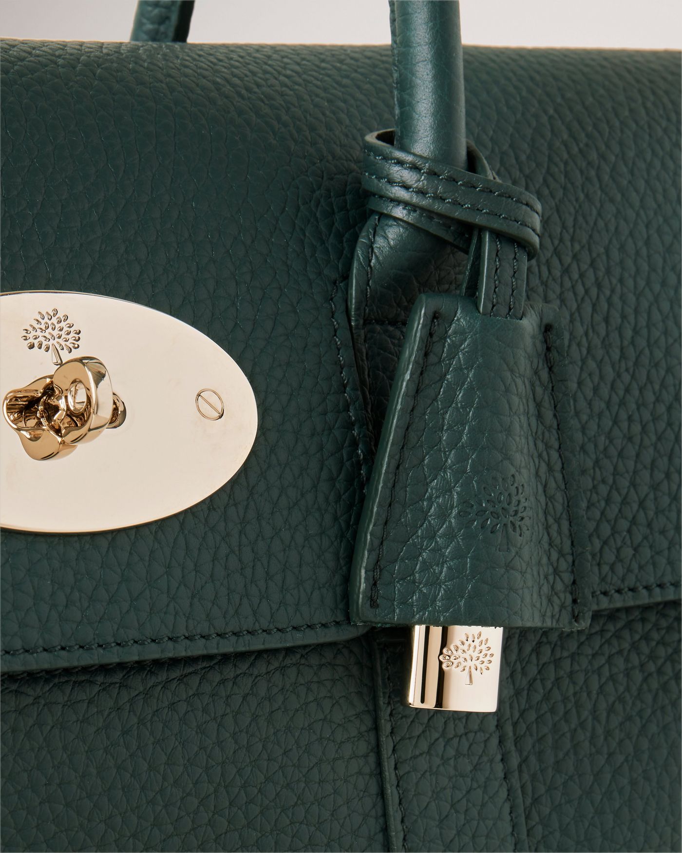Bayswater | Mulberry Green Heavy Grain | Sustainable Icons | Mulberry