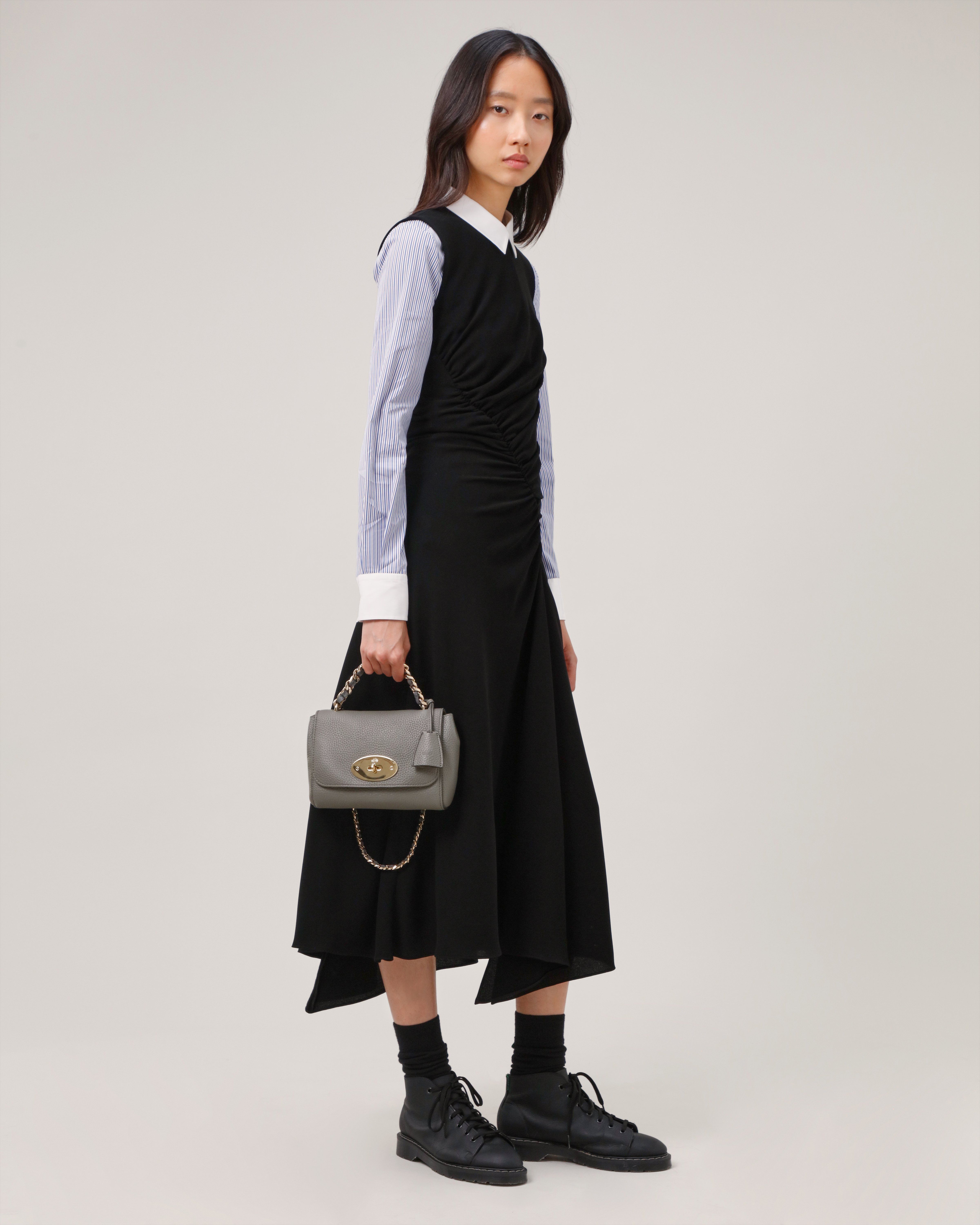 Top Handle Lily | Charcoal Heavy Grain | Women | Mulberry
