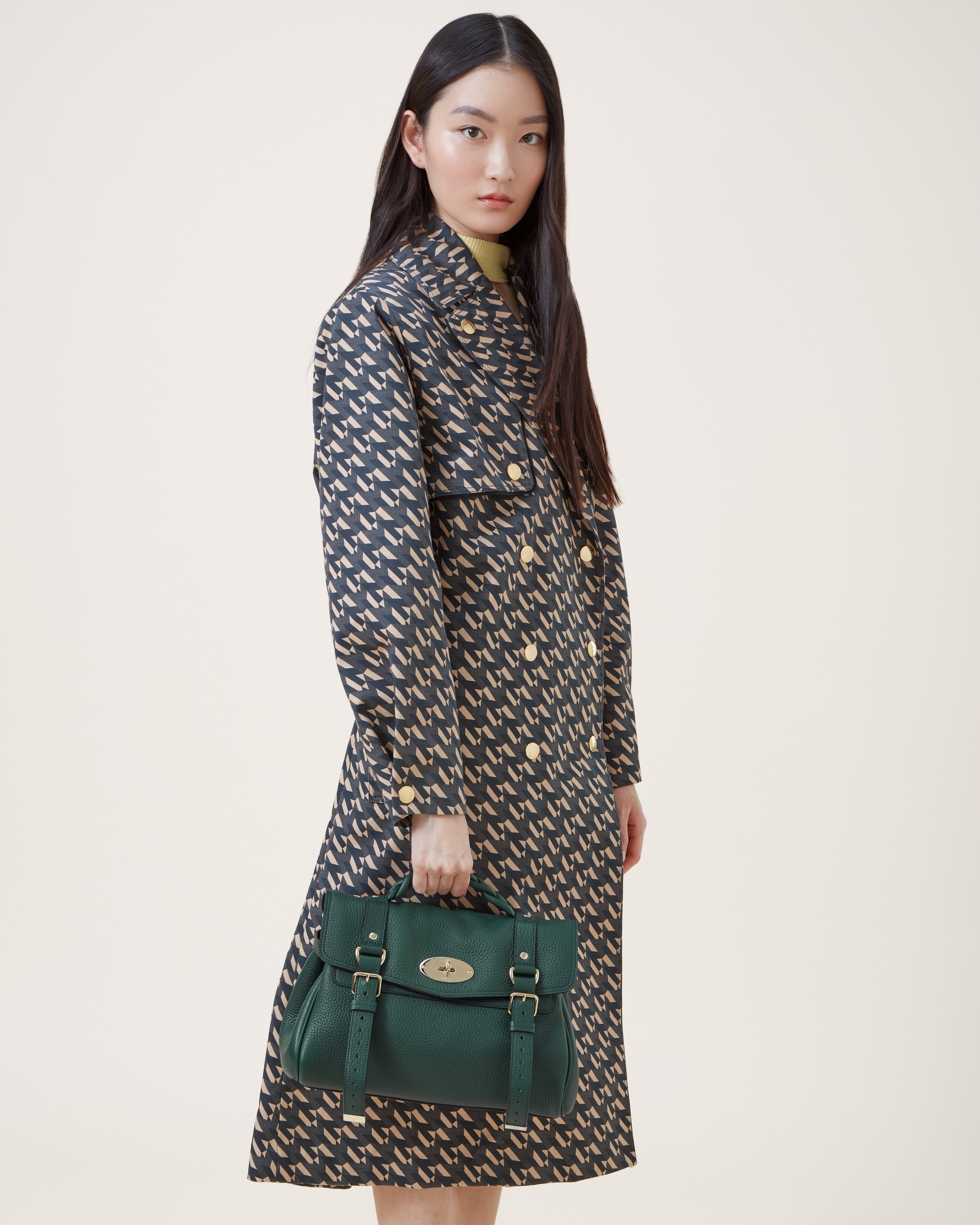 Alexa Mulberry Green Heavy Grain Sustainable Icons Mulberry