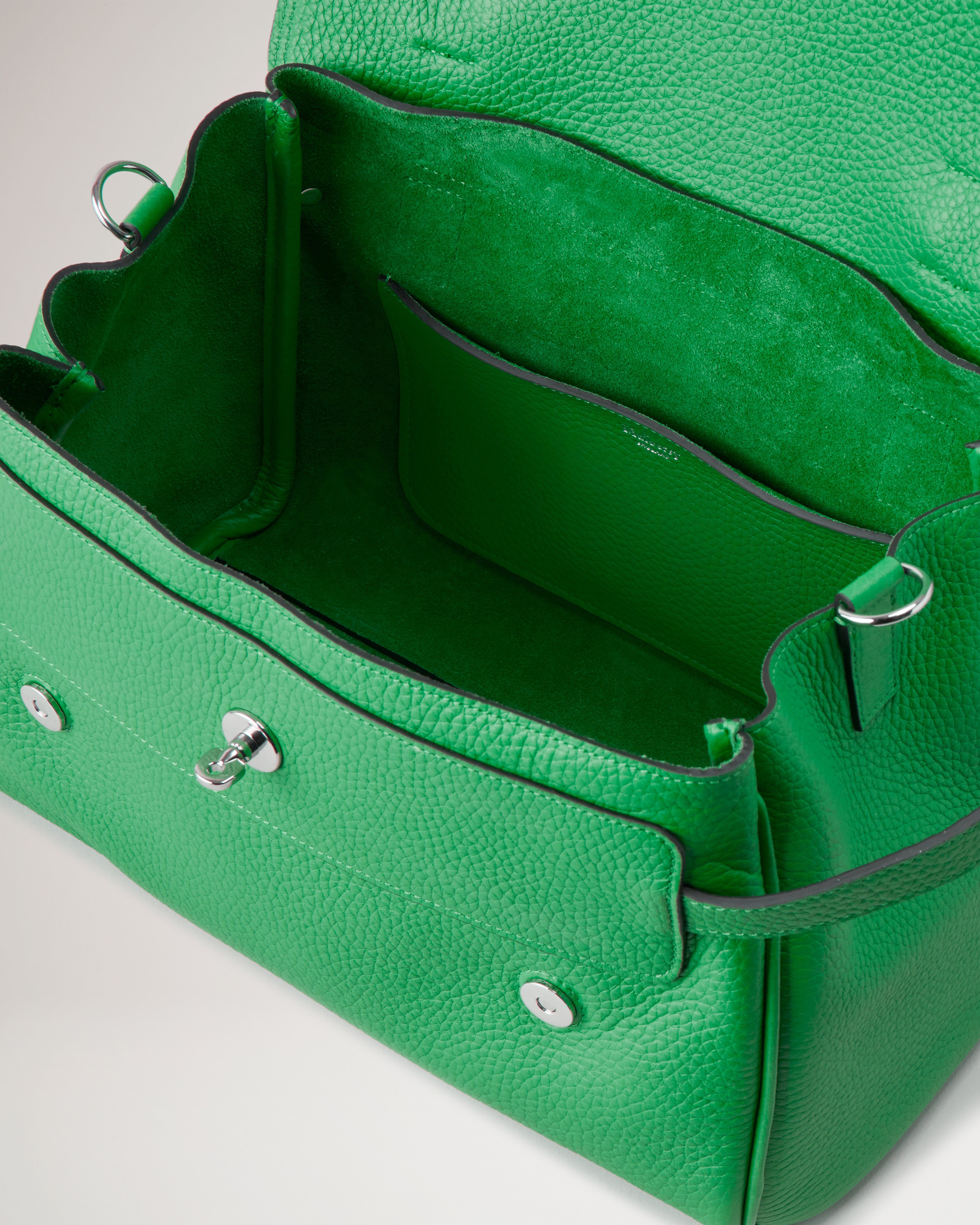 Alexa Heavy Grain (Mulberry Green)
