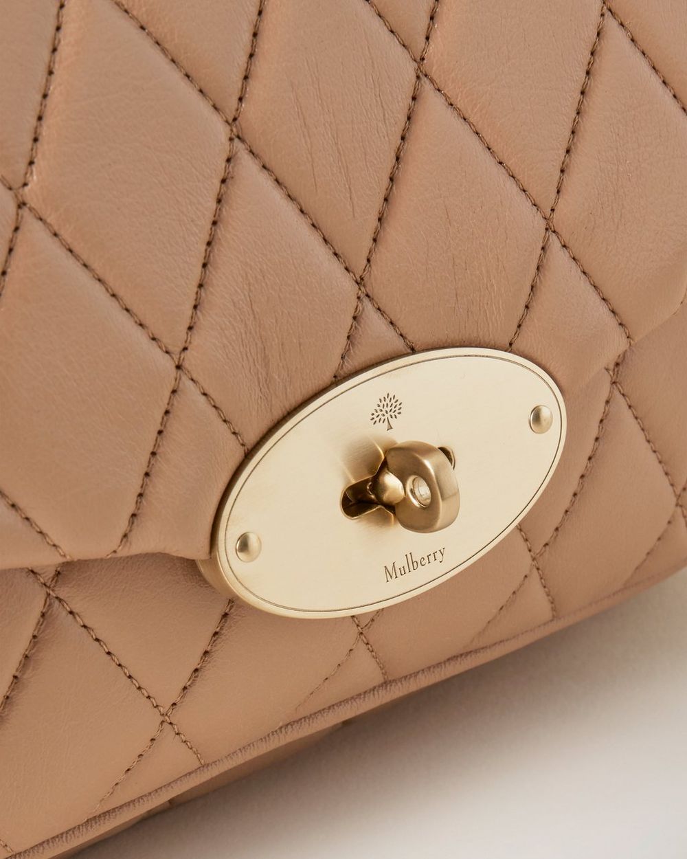 Small Darley Shoulder Bag Light Salmon Quilted Shiny Calf Darley