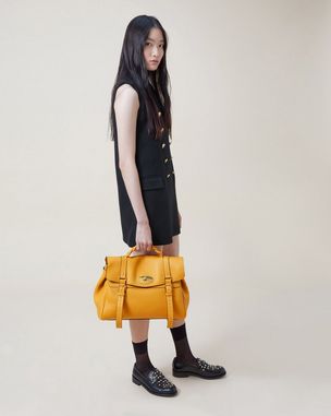 oversized-alexa-deep-amber-heavy-grain