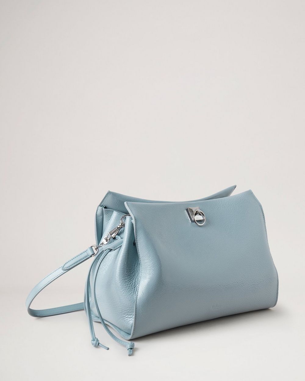 on cloud mulberry velvet