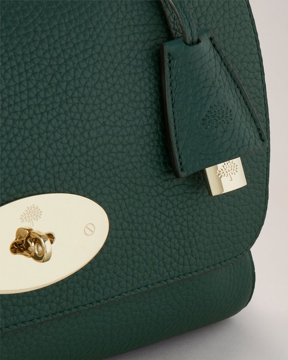 Medium Lily Carbon Neutral Mulberry Green Heavy Grain Lily Mulberry