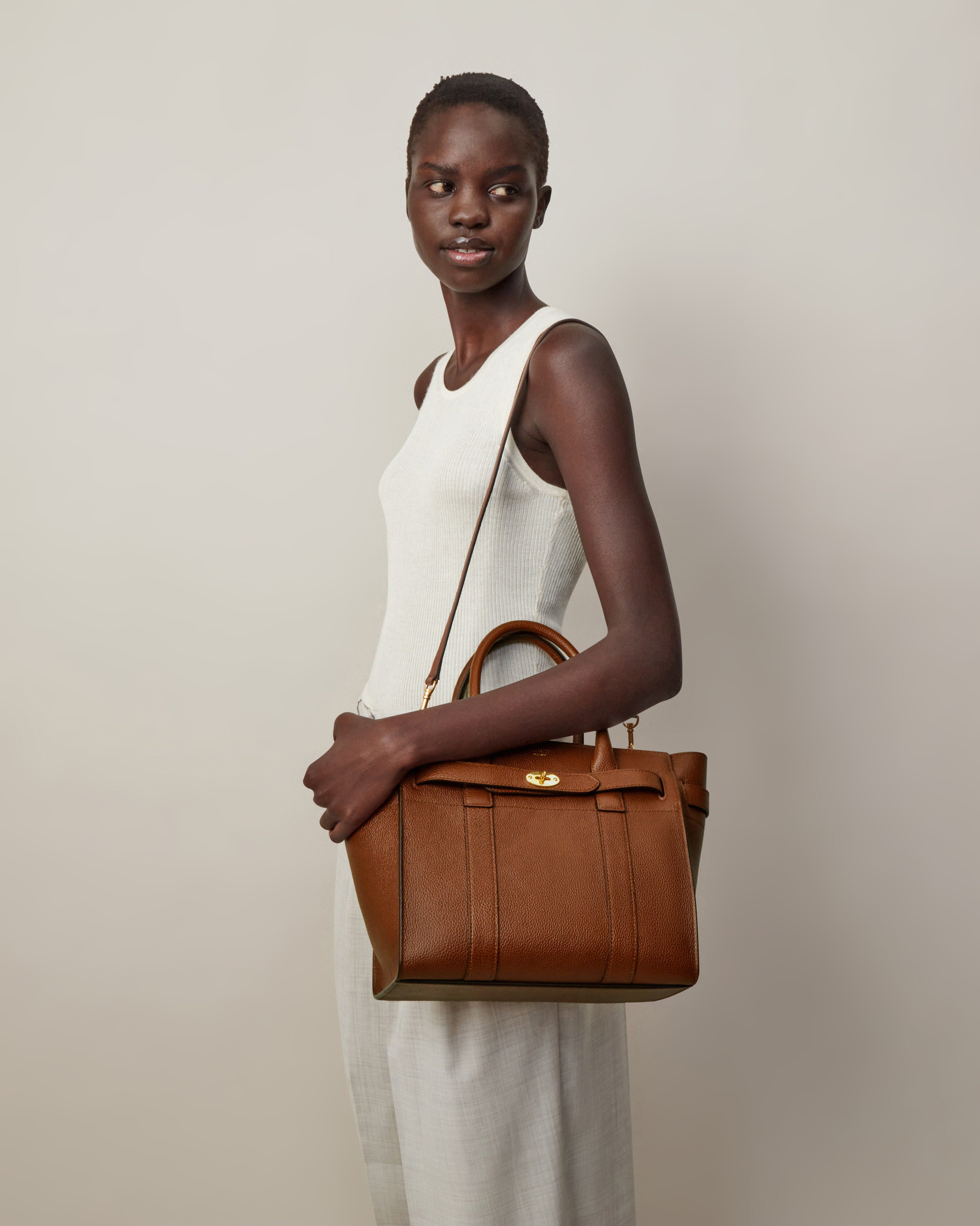 Small Zipped Bayswater | Oak Small Classic Grain | Women | Mulberry