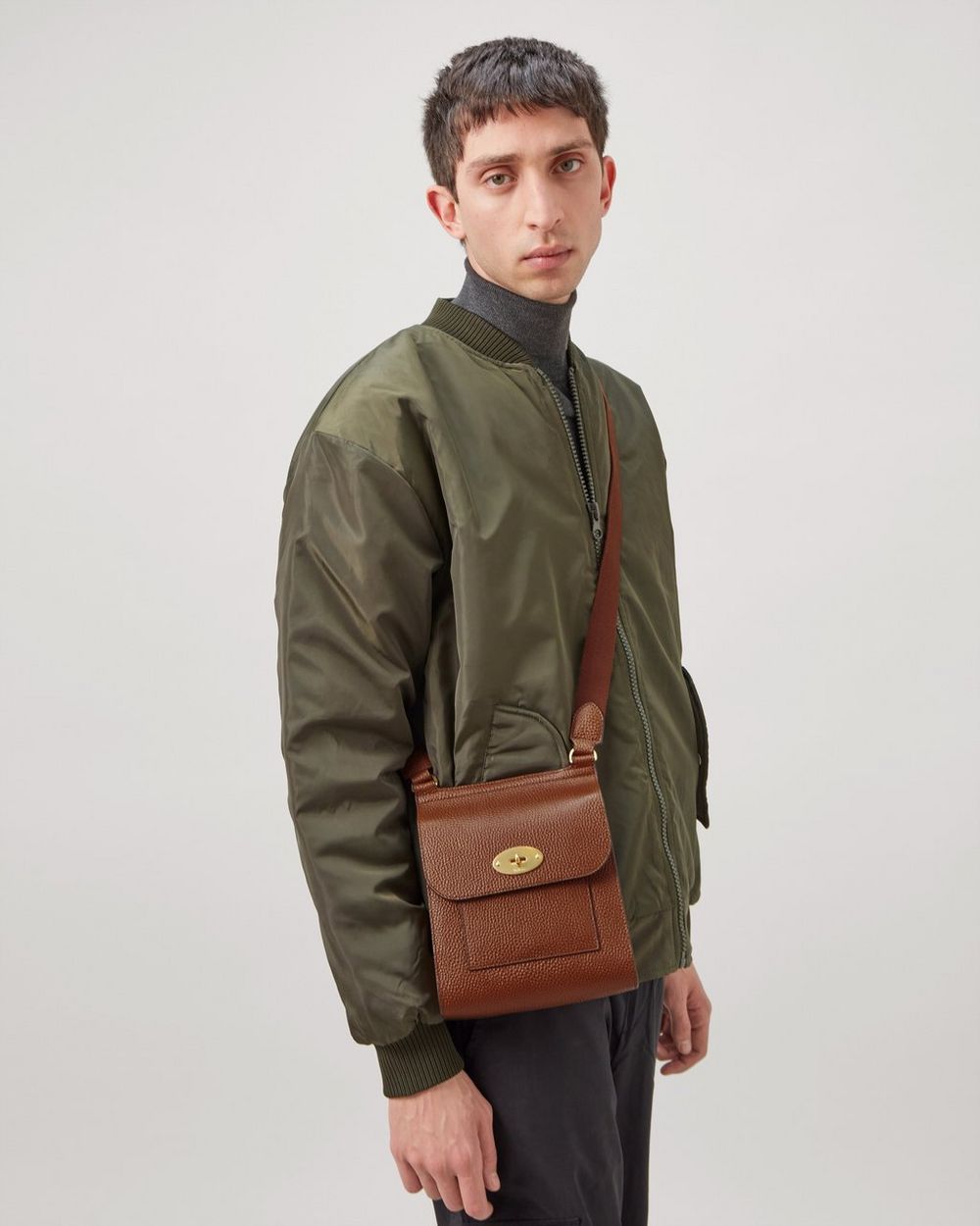 Buy Mulberry Antony Small Messenger Bag - Neutrals At 24% Off