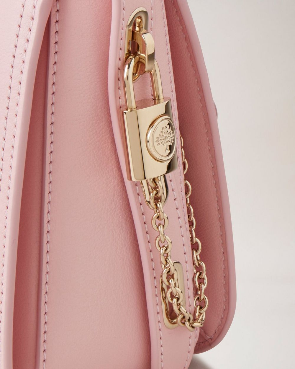 Billie Mulberry Green Small Classic Grain