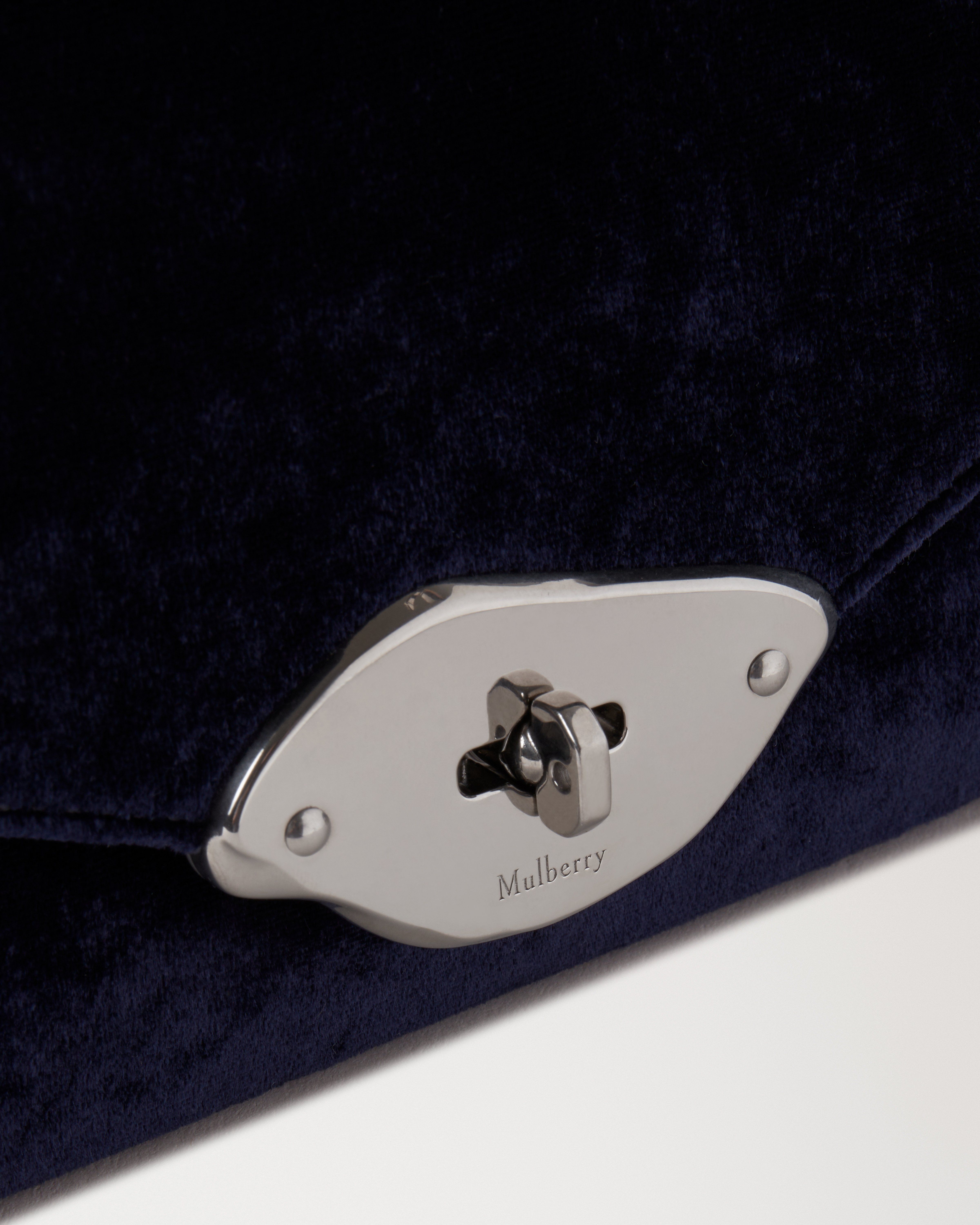 Small Lana Top Handle