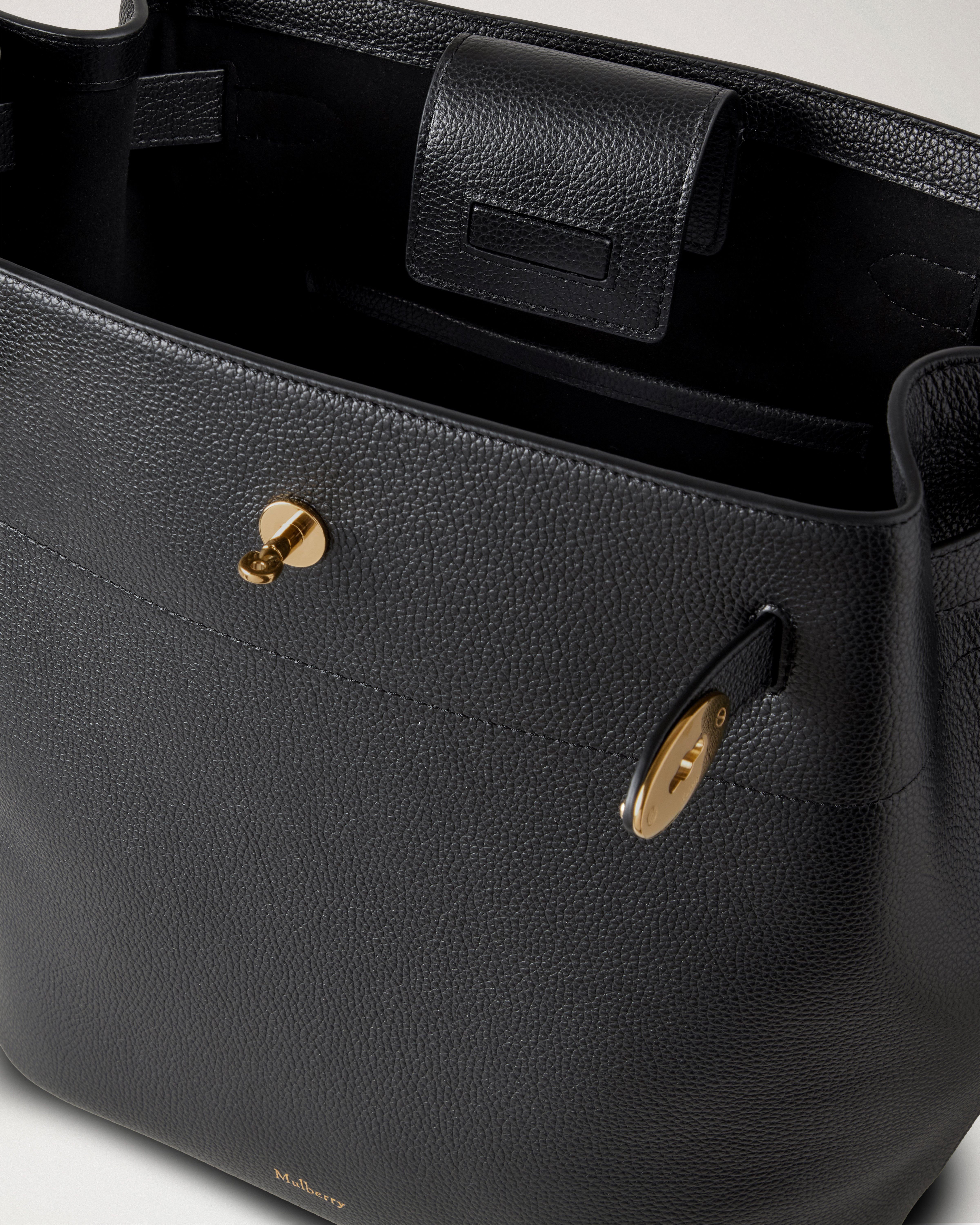 Mulberry | Large Islington Bucket | Black Small Classic Grain