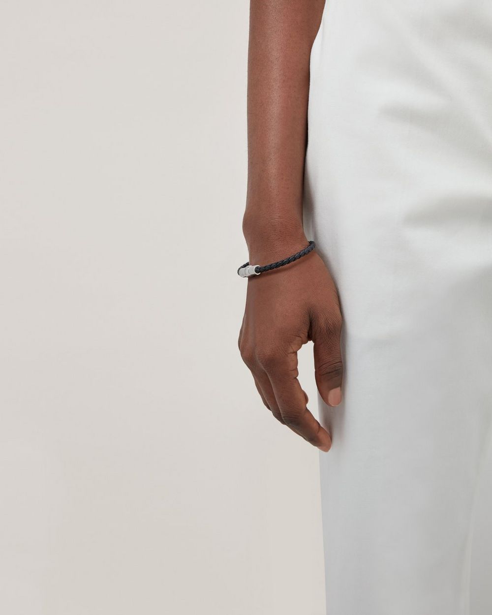 Cartier bracelet for men, black leather, double shine