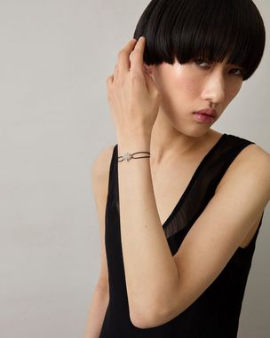 Mulberry ブラックレザーのマルベリーブレスレット ティーポット アクセサリー
