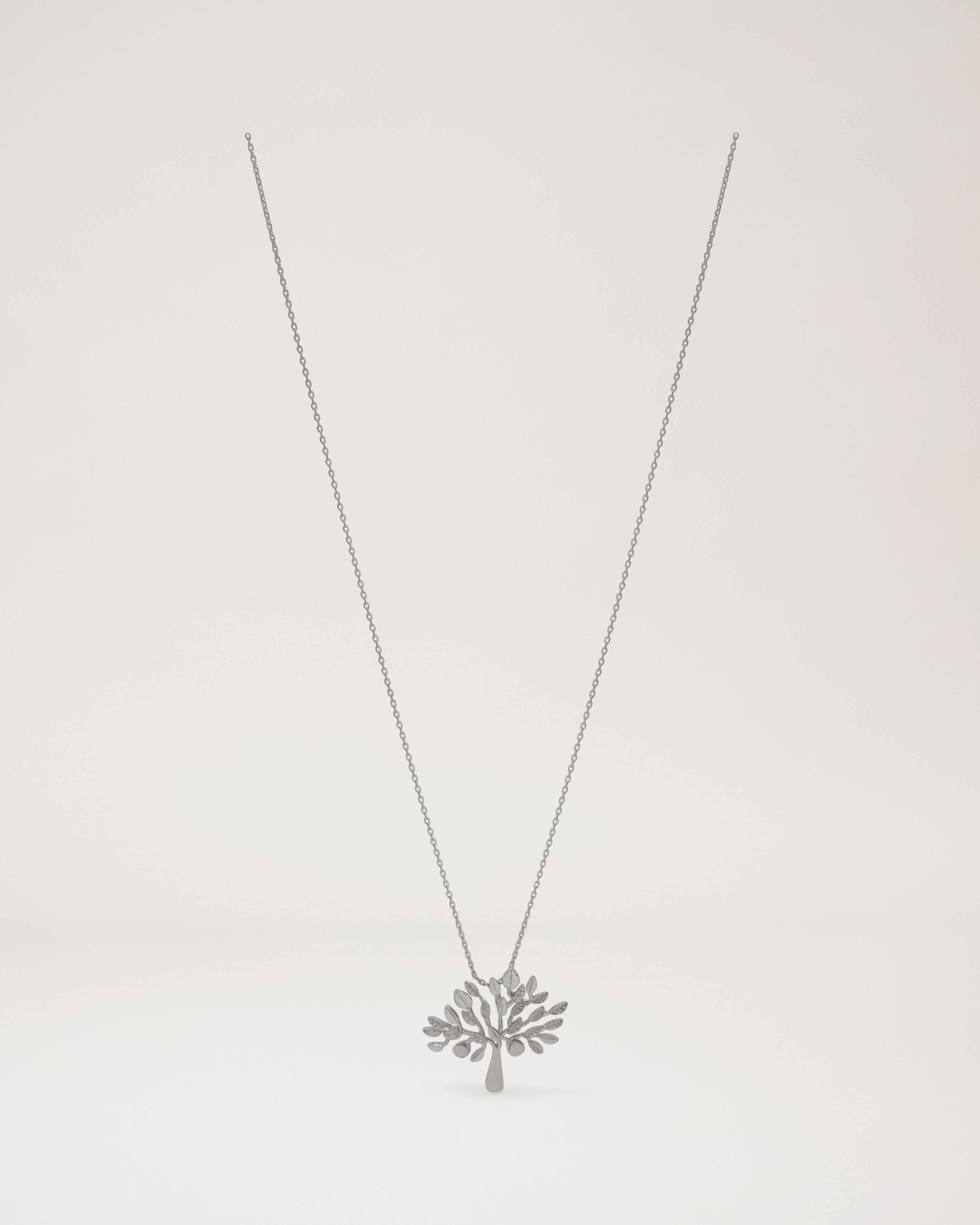 Strict Plain V Necklace Silver