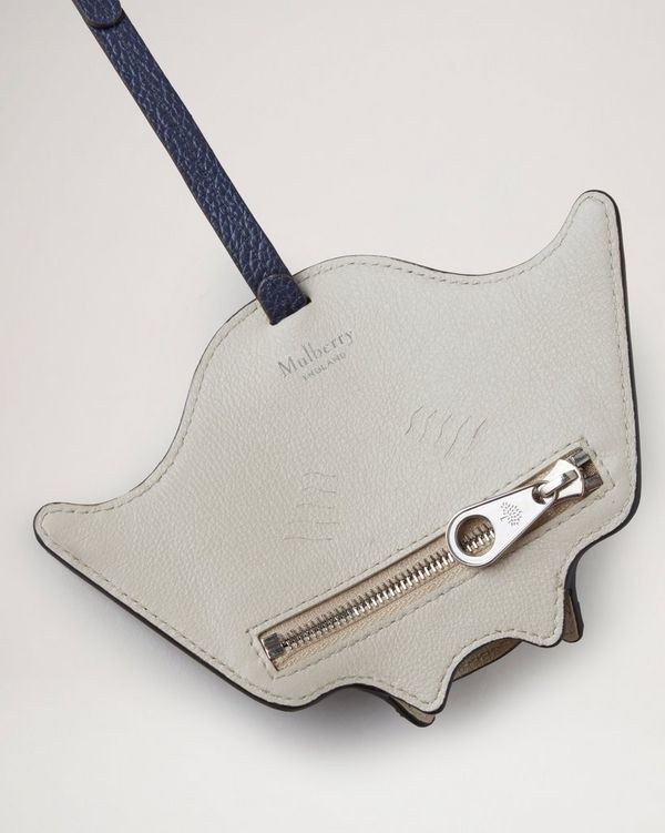 Case Keyring - Manta Ray