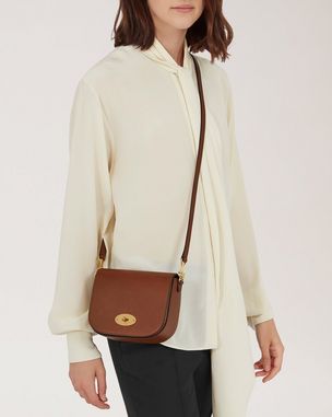 small-darley-satchel-oak-natural-grain-leather