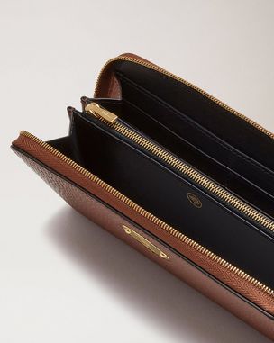 mulberry-plaque-8-credit-card-zip-purse-oak-natural-grain-leather