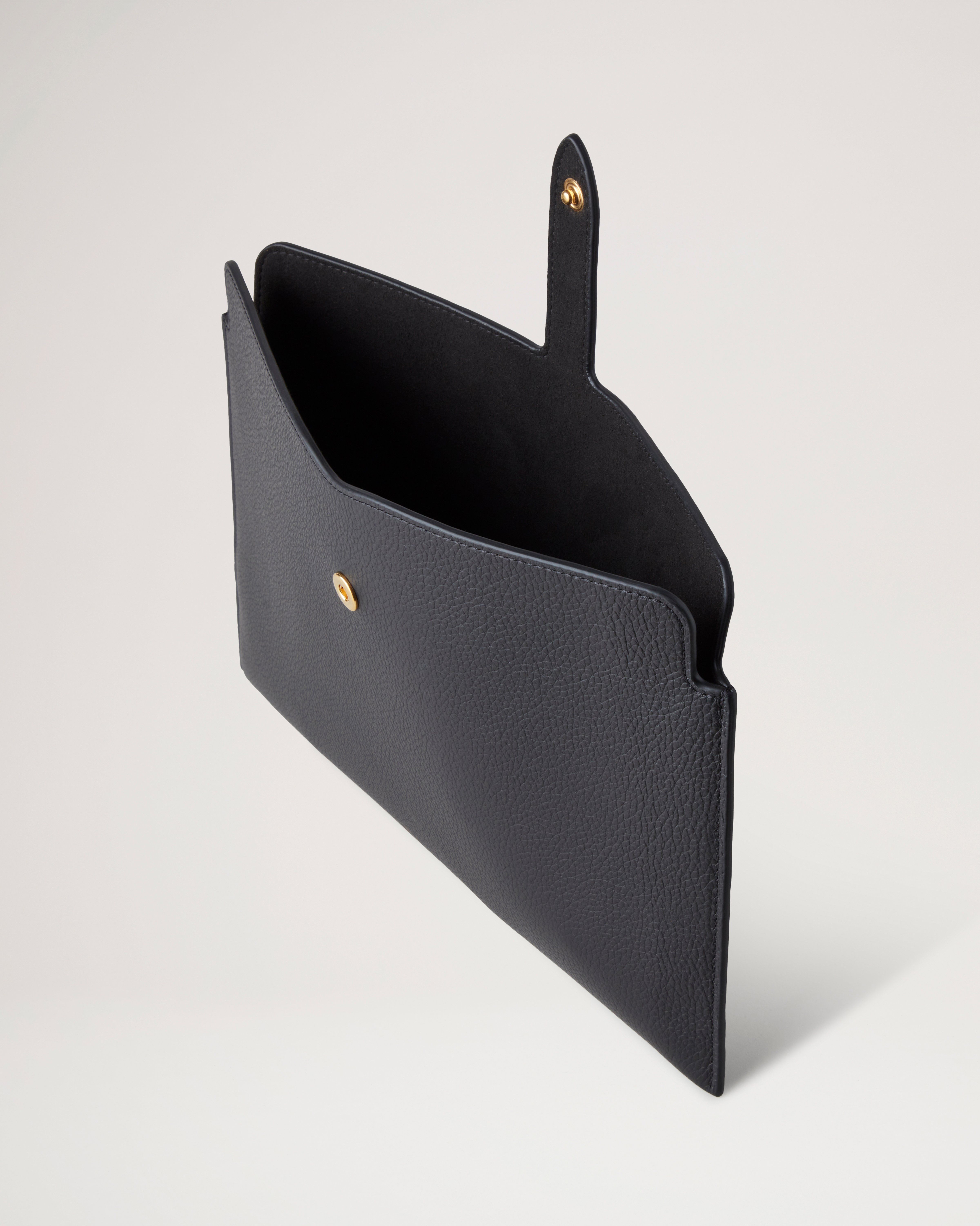 Press Stud Tech Pouch Black Small Classic Grain Leather Women