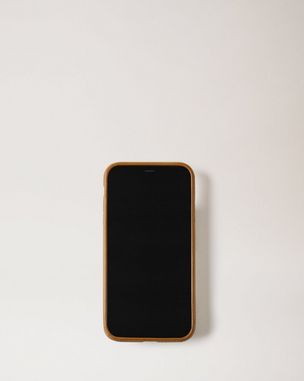 iphone-11-case-with-handle-sable-small-classic-grain