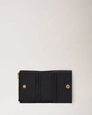 zipped-card-wallet-black-small-classic-grain