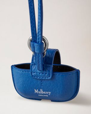 airpods-pro-case-porcelain-blue-heavy-grain