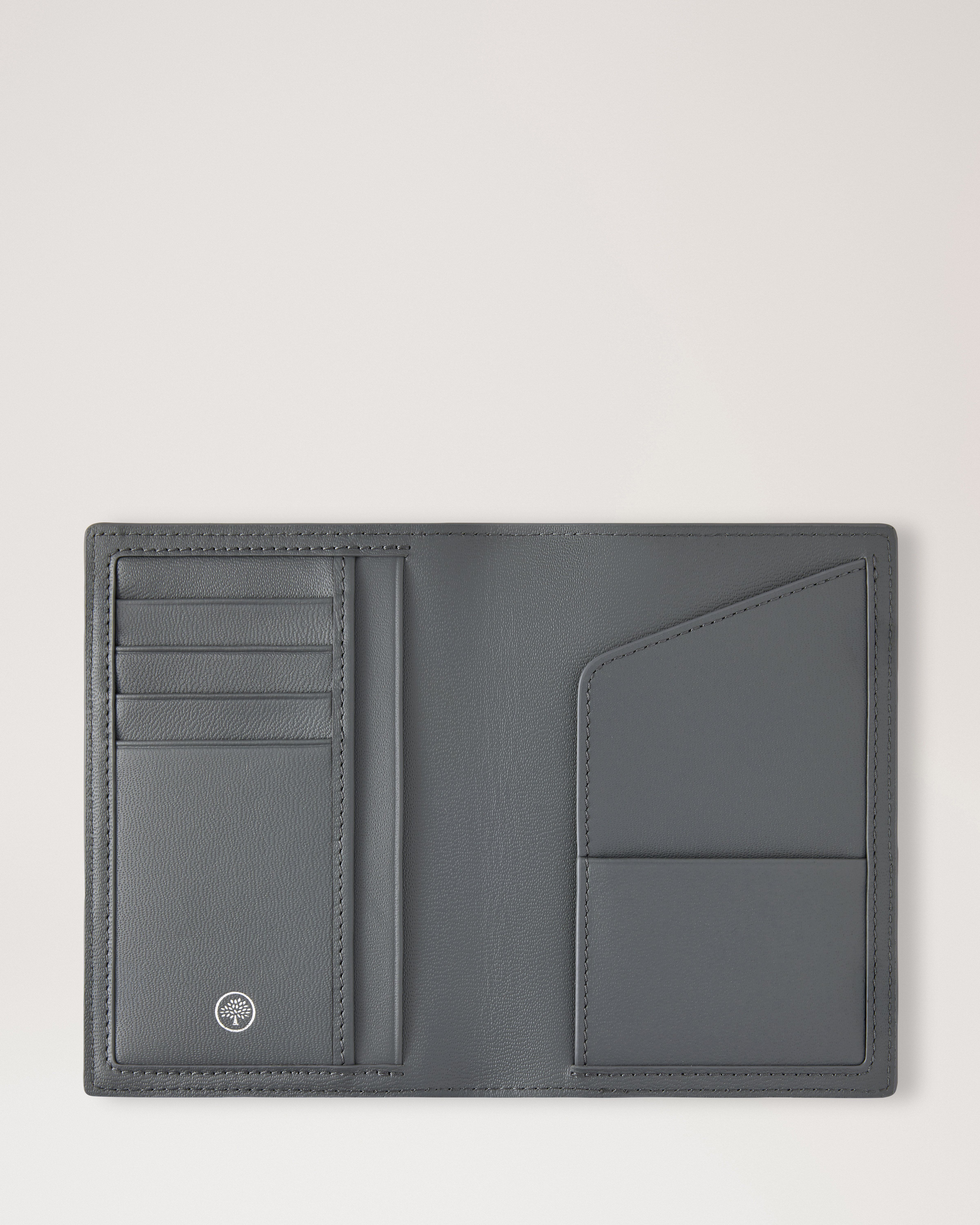 Mulberry | Passport Cover | Foggy Grey Small Classic Grain | Women