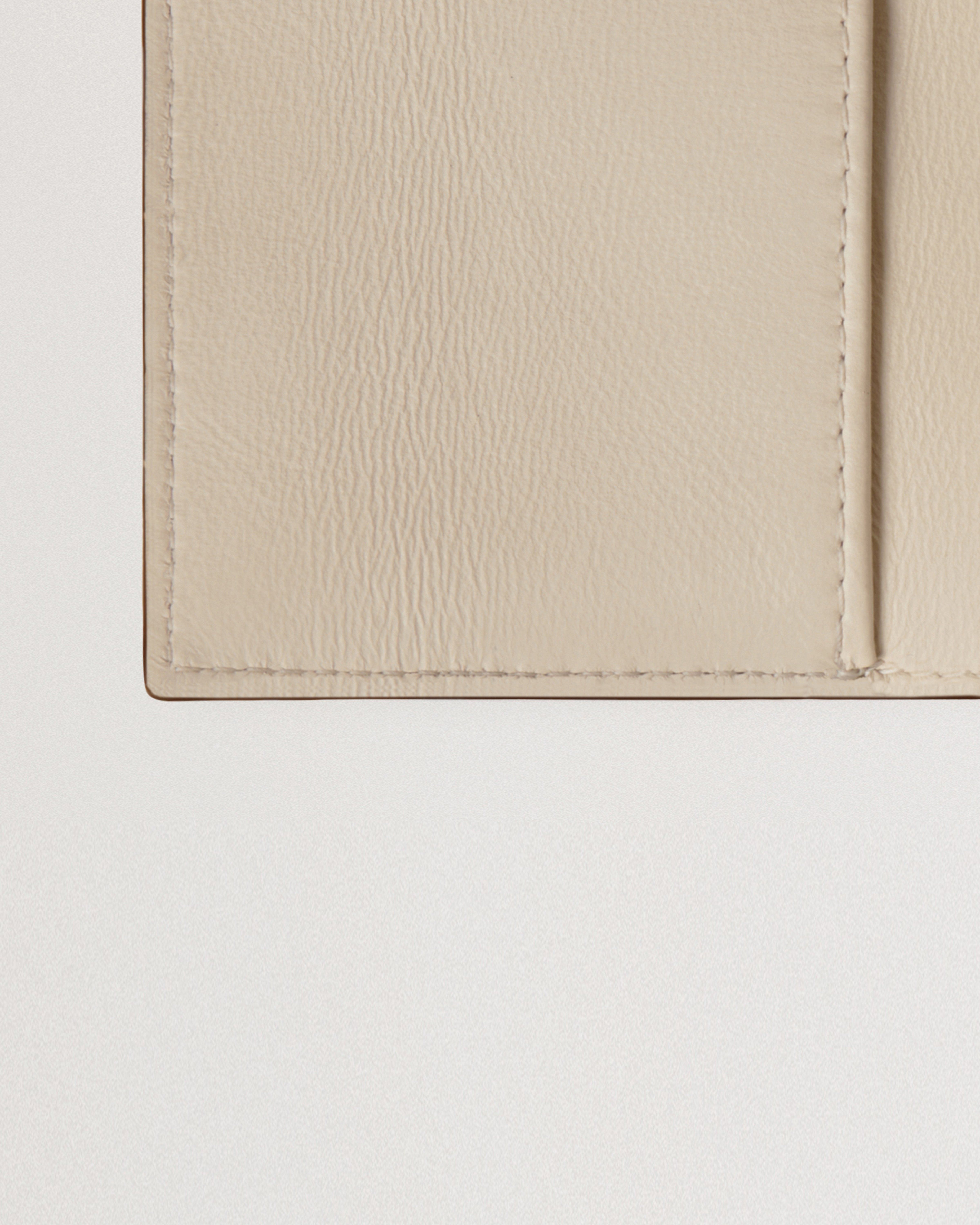 Mulberry | フォールデッド マルチカード ウォレット | エッグシェル