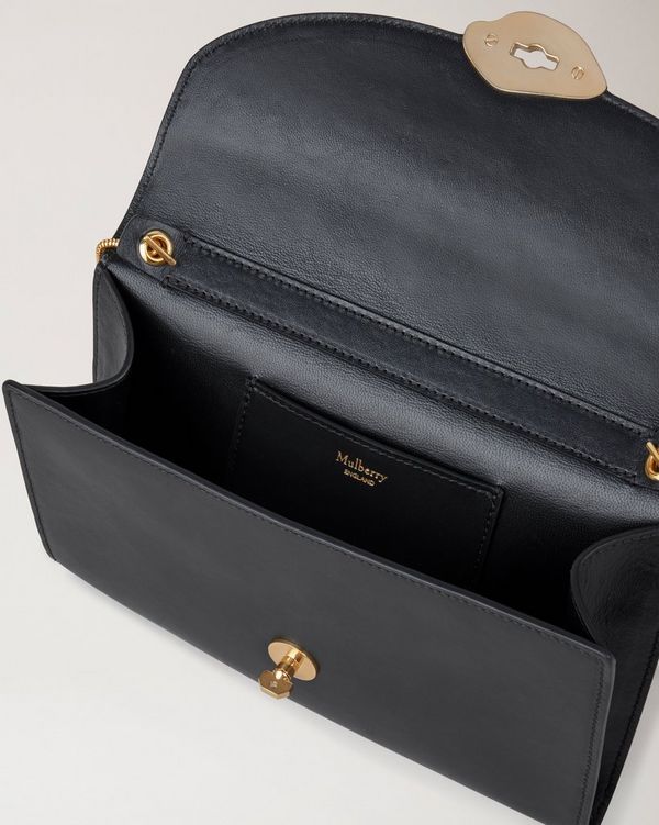 Lana Clutch