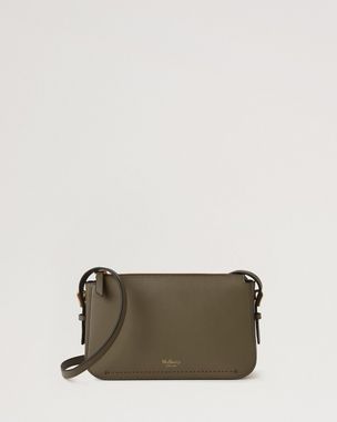 clovelly-pouch-linen-green-micro-classic-grain
