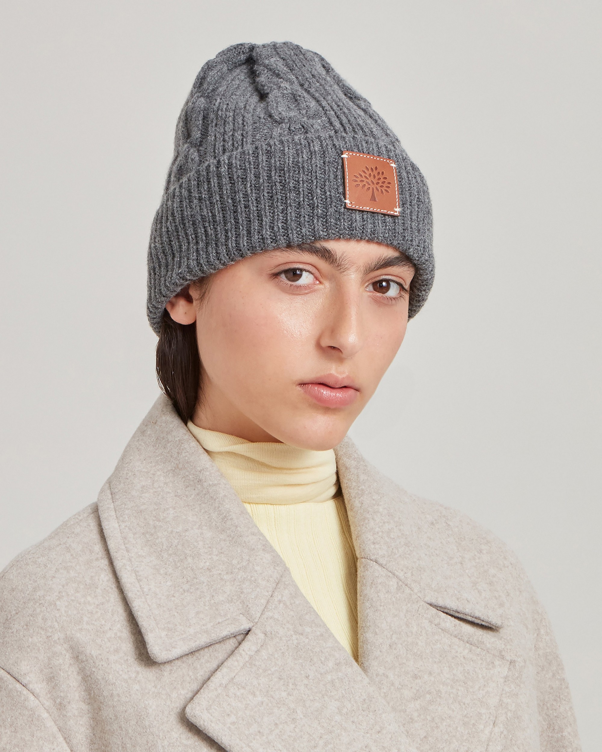 Softie Chain Cable Beanie | Charcoal Lambswool | Women | Mulberry