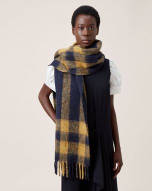 alpaca-blend-check-scarf-midnight-alpaca-wool-blend