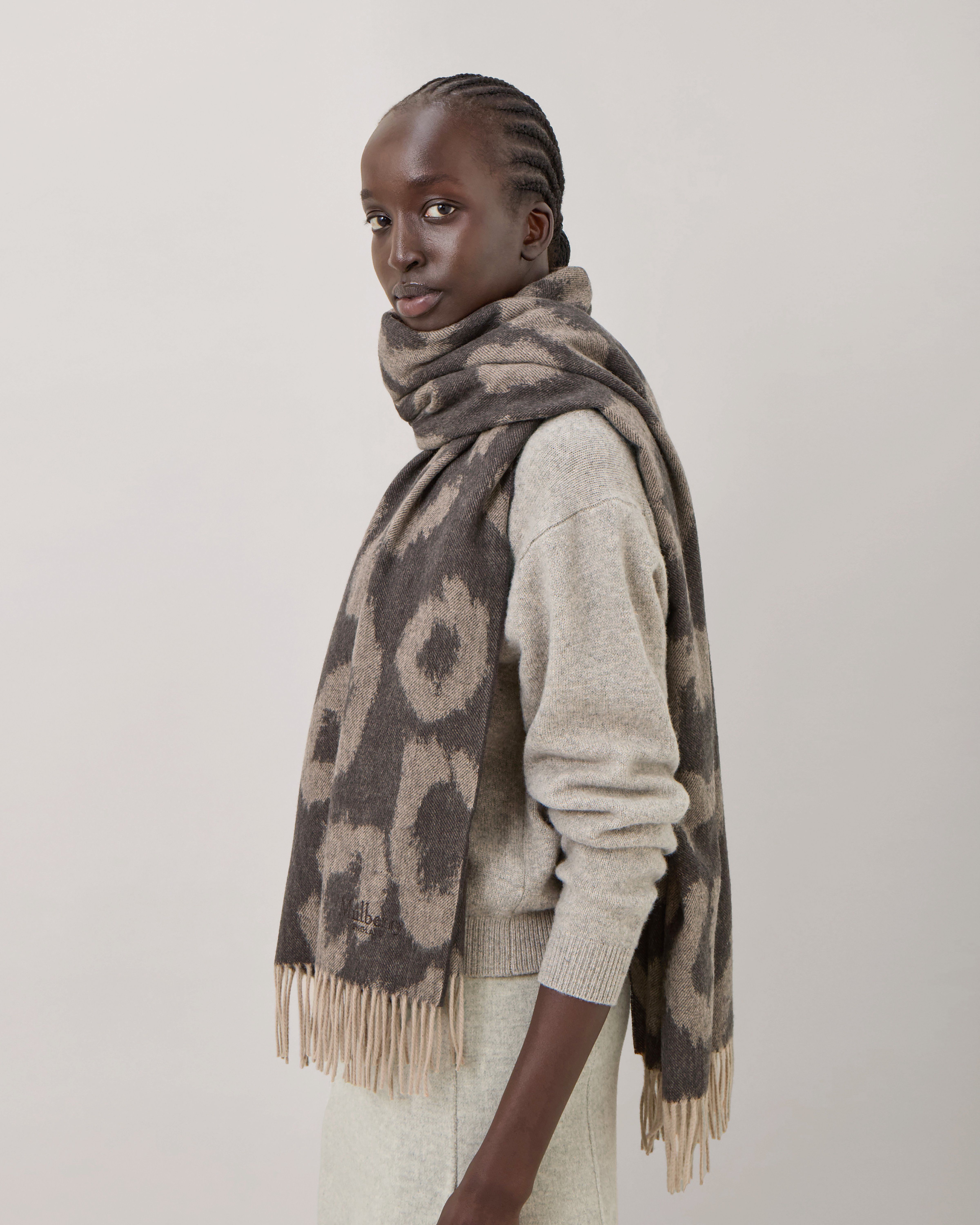 ●TATIANA● Shadow Plaid Wool Blended Muffler MF8127 5006788 MUSINSA | TATIANA Shadow Plaid Wool Blended Muffler MF8127