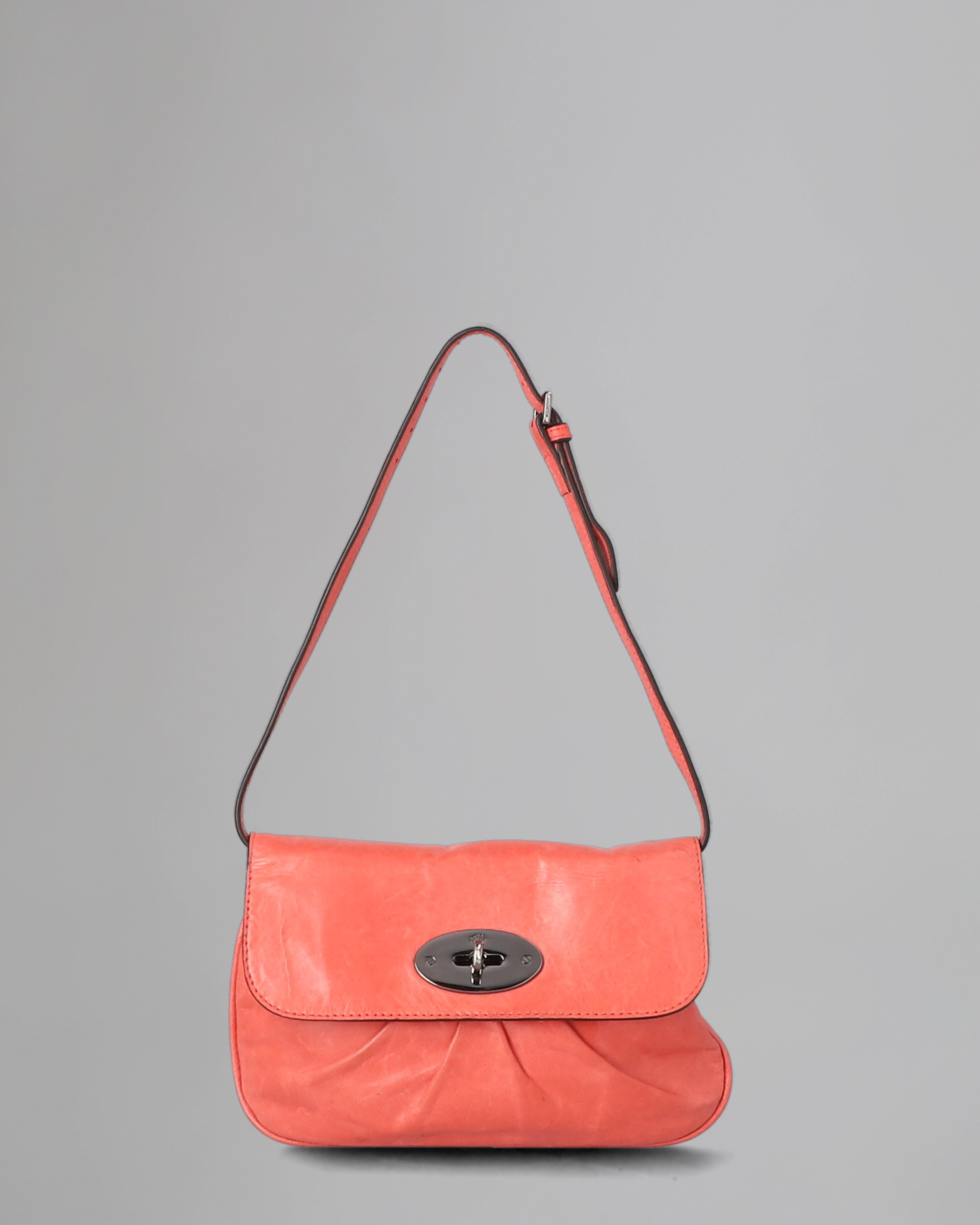 Joelle Pochette