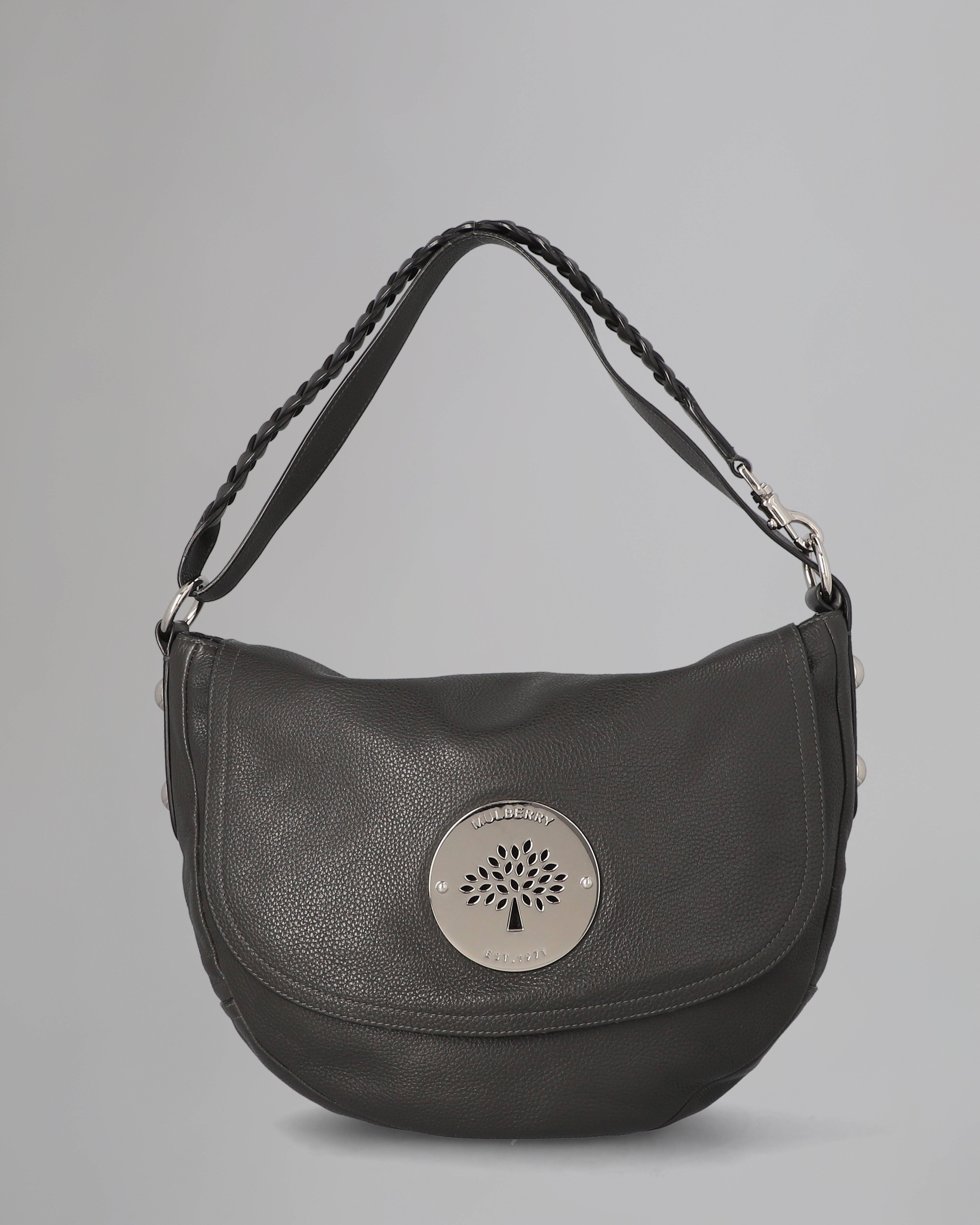 Daria Satchel
