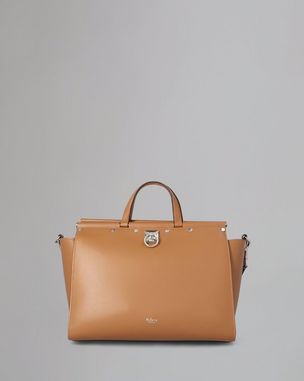 iris-pre-loved-teak-flat-stud