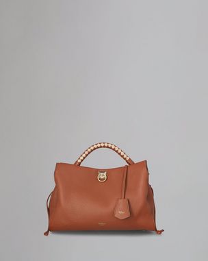 iris-pre-loved-chestnut-chalk-heavy-grain