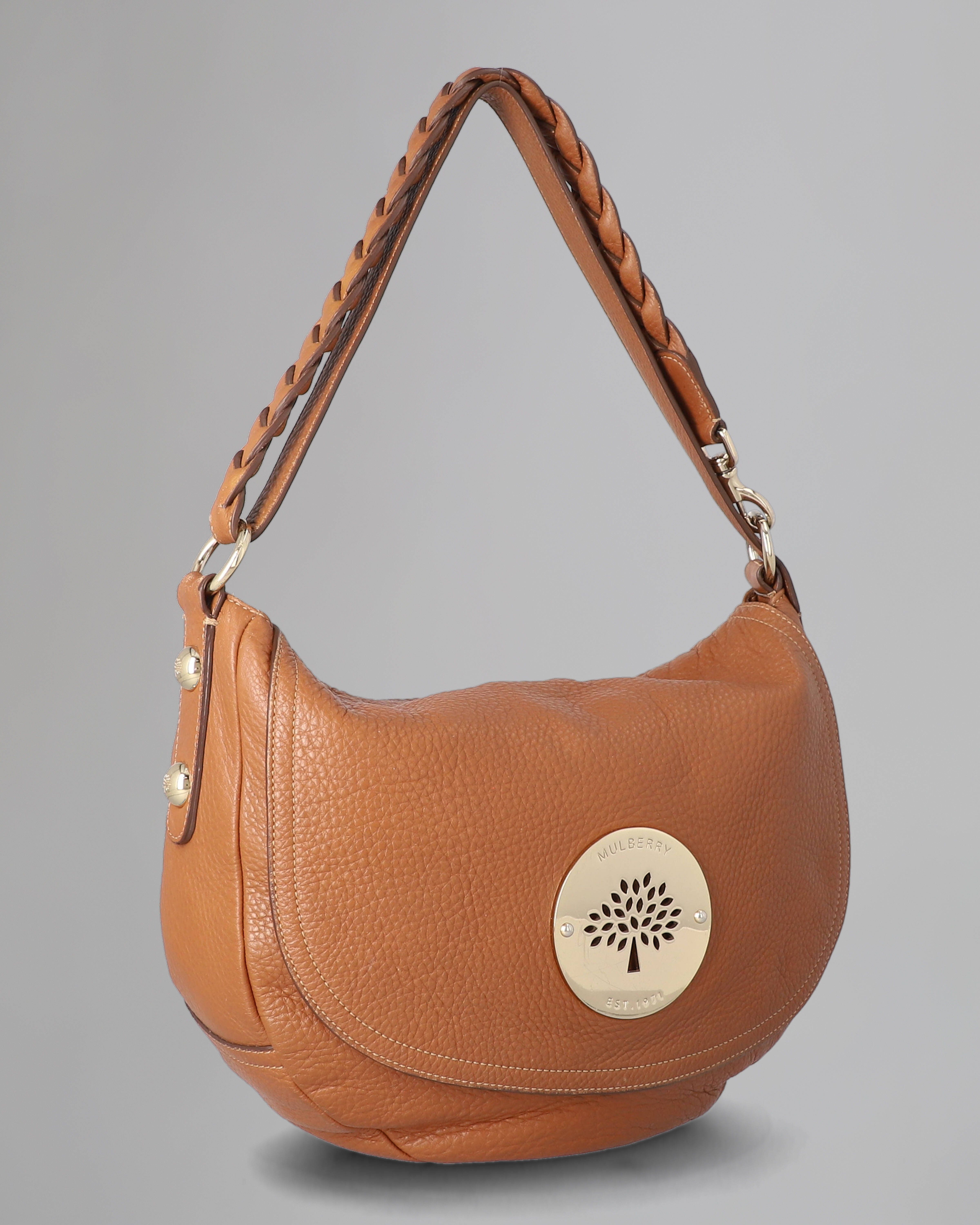 Daria Satchel