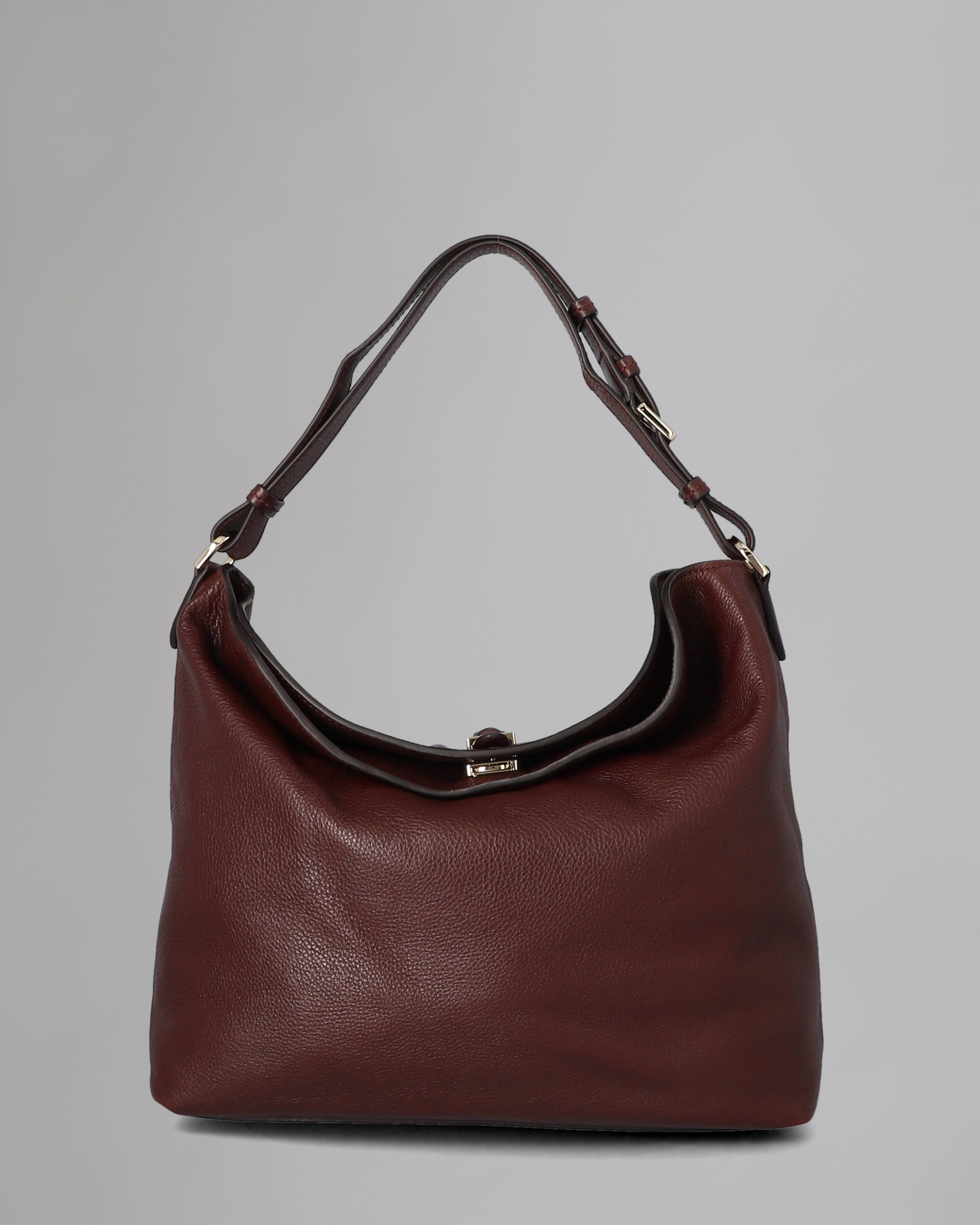 Tessie Hobo
