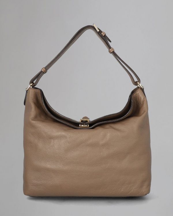 Tessie Hobo