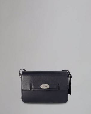 bayswater-shoulder-pre-loved-midnight-blue-shiny-goat