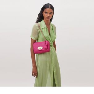 lily-mulberry-pink-heavy-grain