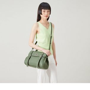 alexa-cambridge-green-small-classic-grain