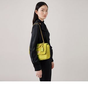 medium-top-handle-lily-meadow-green-quilted-nylon