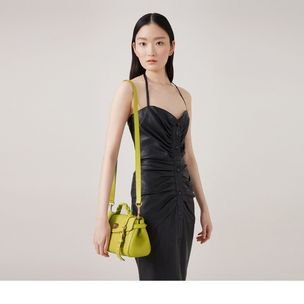 mini-alexa-meadow-green-heavy-grain