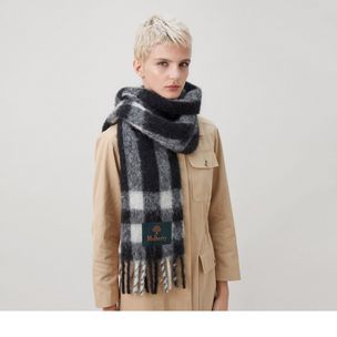 alpaca-check-scarf-black-white-alpaca-blend